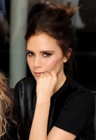 victoria-beckham-london-fashion-week-2