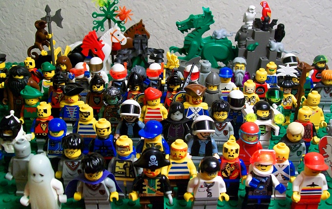Freeman and Banks Join 'Lego' Movie Voice Cast