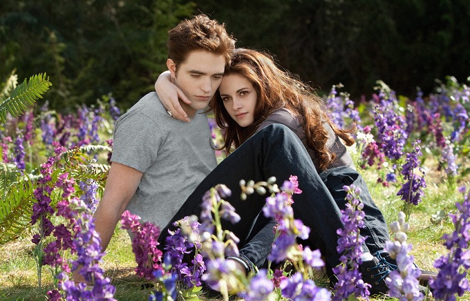 Kristen news latest and rob Twilight actor