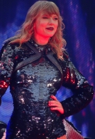 taylor-swift-reputation-tour-9