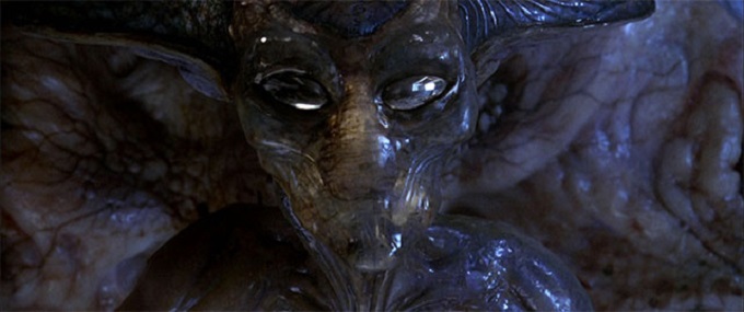 Roland Emmerich Directs New Alien Invasion