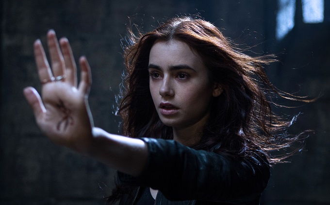Lily Collins Interview The Mortal Instruments City of Bones