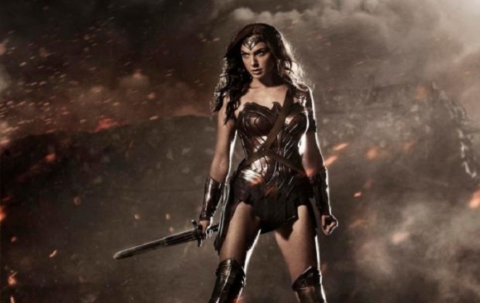 Gal Gadot Wonder Woman Costume Revealed